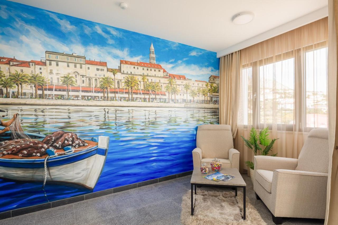 Mintos Luxury Resort Podstrana Buitenkant foto
