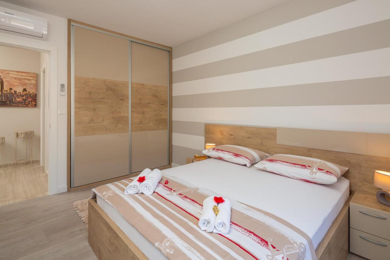 Mintos Luxury Resort Podstrana Buitenkant foto